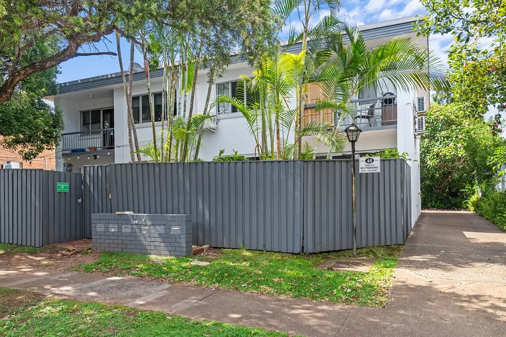 Bright, Stylish & Convenient Living in Leafy Clayfield