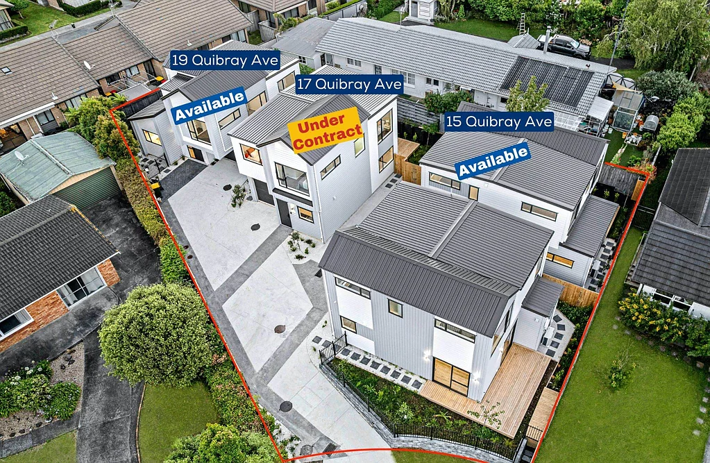 15,17&19 Quibray Place, Botany Downs, Manukau City, Auckland