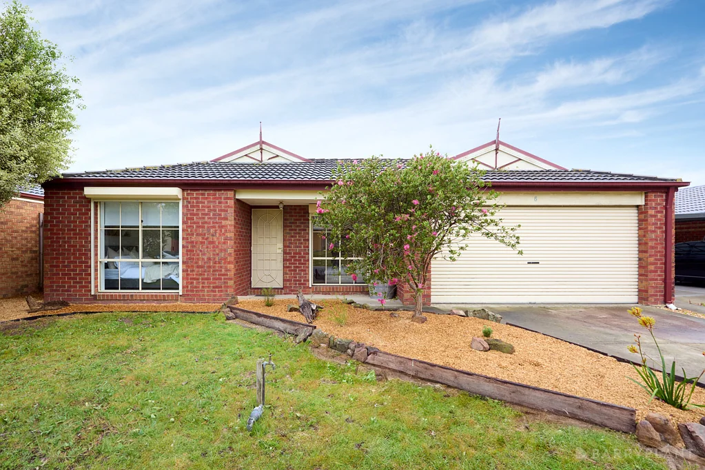 6 Bookham Way, Cranbourne West, VIC 3977