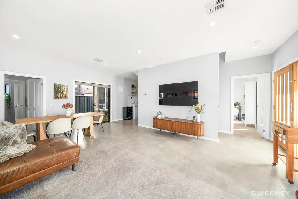 Altona North 4غرفة نوم Stylish Four-Bedroom Home with Modern Features