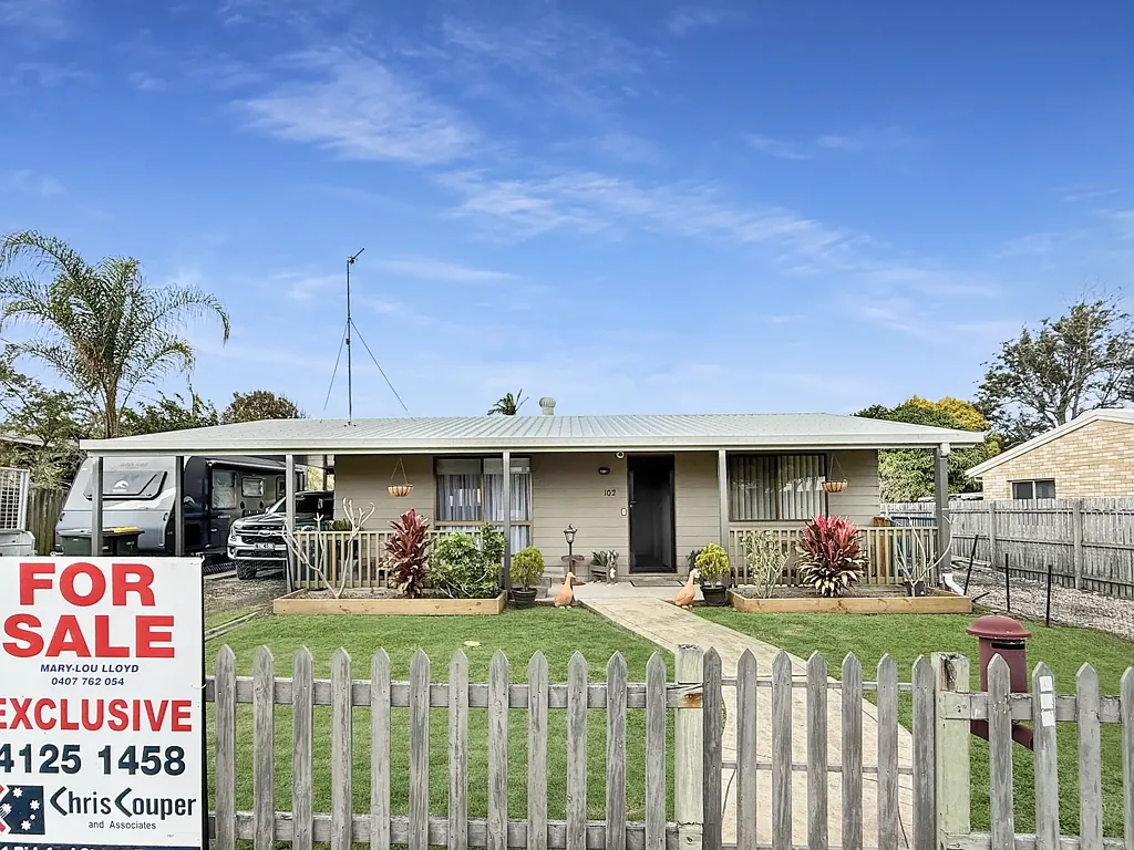 Urangan 2房  BEACHSIDE URANGAN
RENOVATORS DREAM