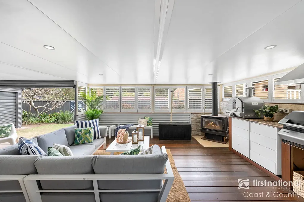 Shoalhaven Heads 4Kwarto Timeless Coastal Living in a Quiet Cul-de-Sac