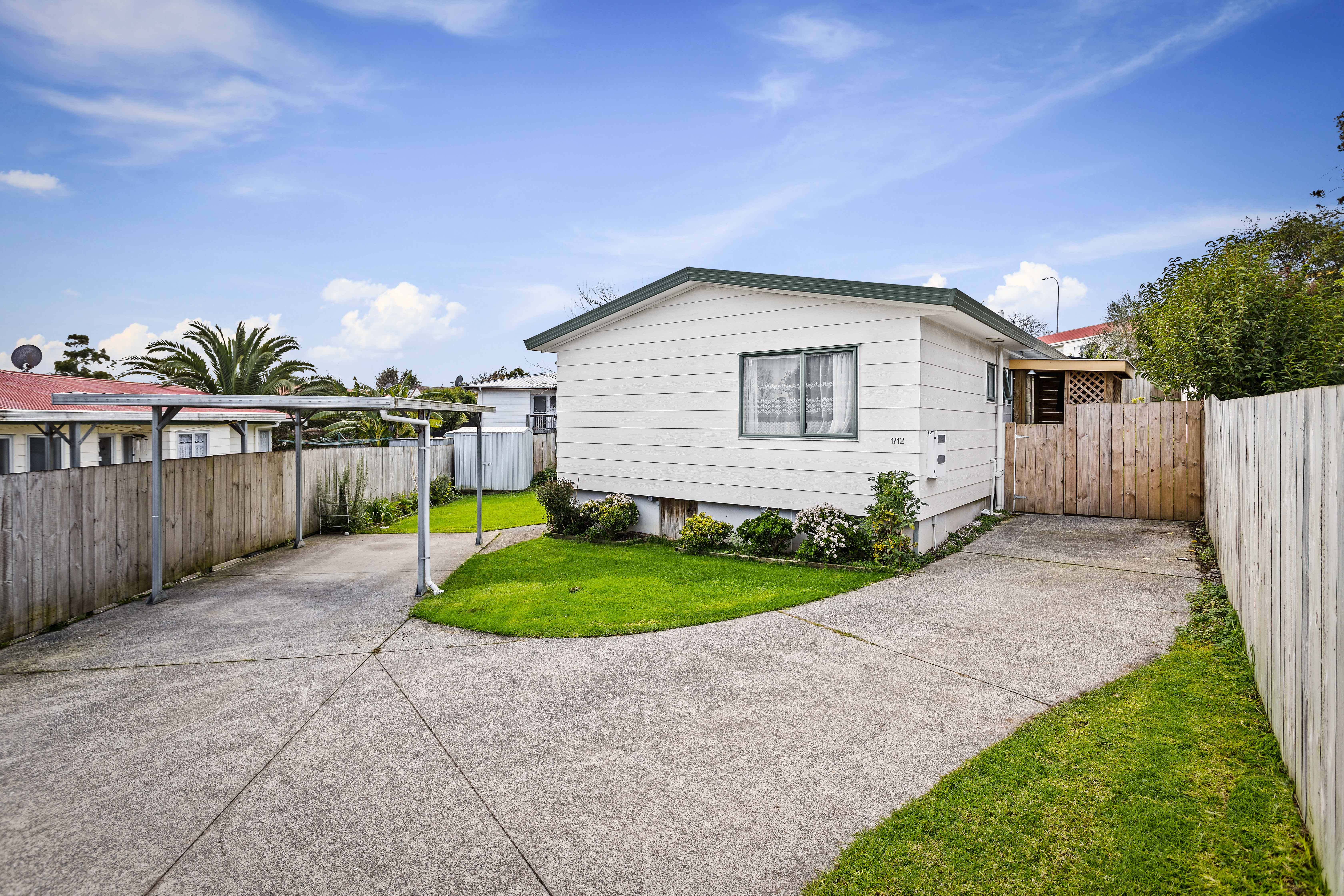 1/12 Styca Place, Sunnyvale, Auckland - Waitakere, 3 rūma, 1 rūma horoi