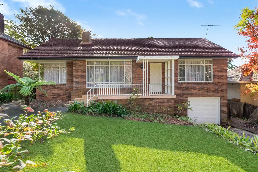 7 Crown Road, Pymble, NSW 2073