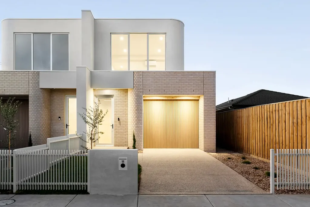 11 Neale Street, Preston, VIC 3072