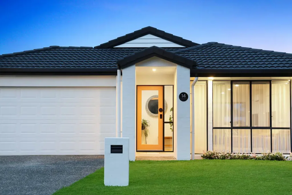 14 Marks Drive, Varsity Lakes, QLD 4227