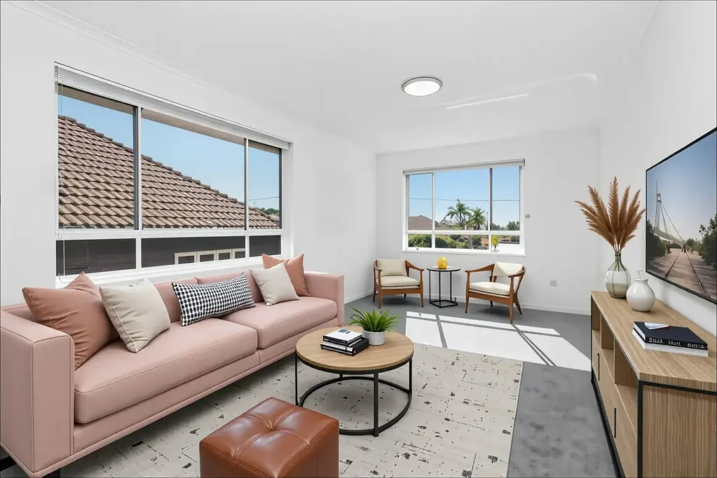 Top-Floor Apartment with Sunny Northerly Aspect in a Prime Lifestyle Location