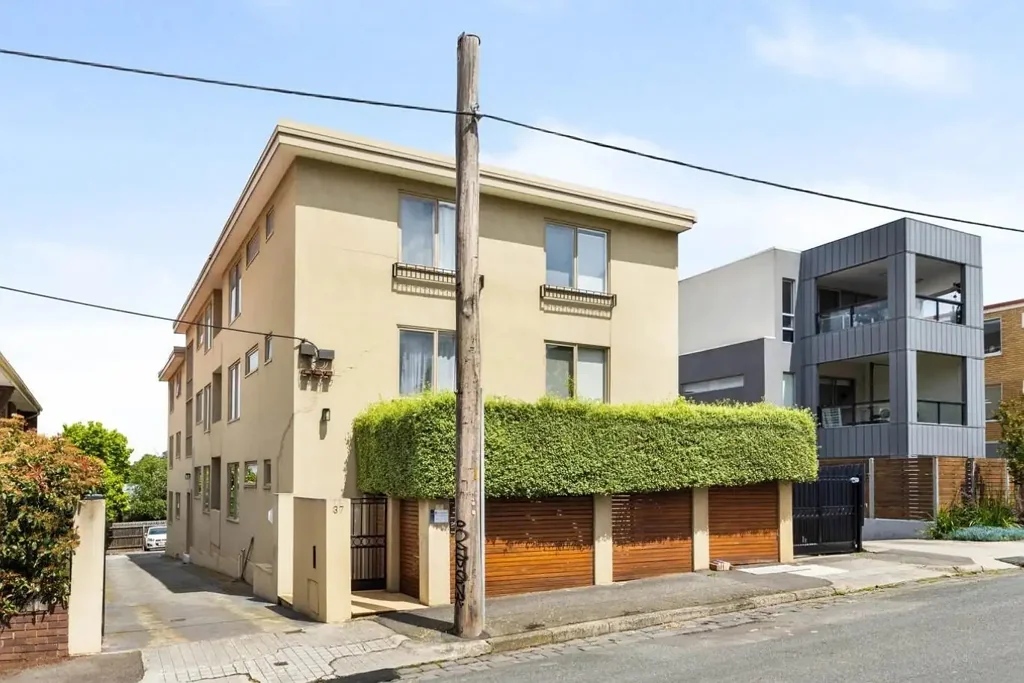 8/37 Flemington Street, Travancore, VIC 3032
