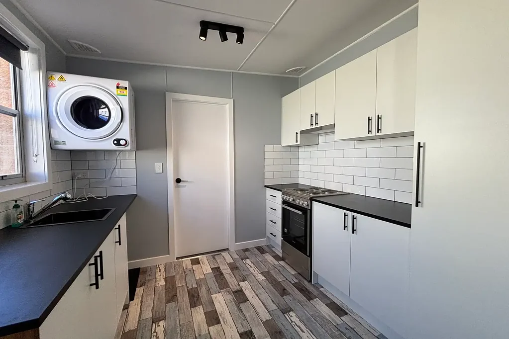 Fully Refurbished One-Bedroom Flat – All Utilities Included