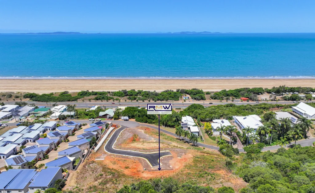 Meikleville Hill Pandanus Heights Estate ? Exclusive Coastal Living with Spectacular Ocean Views