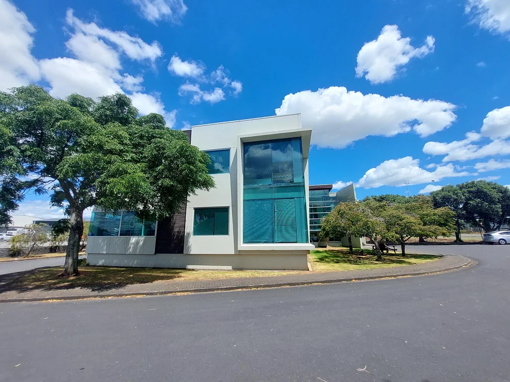Wiri Whole building ready-to-occupy in Wiri
