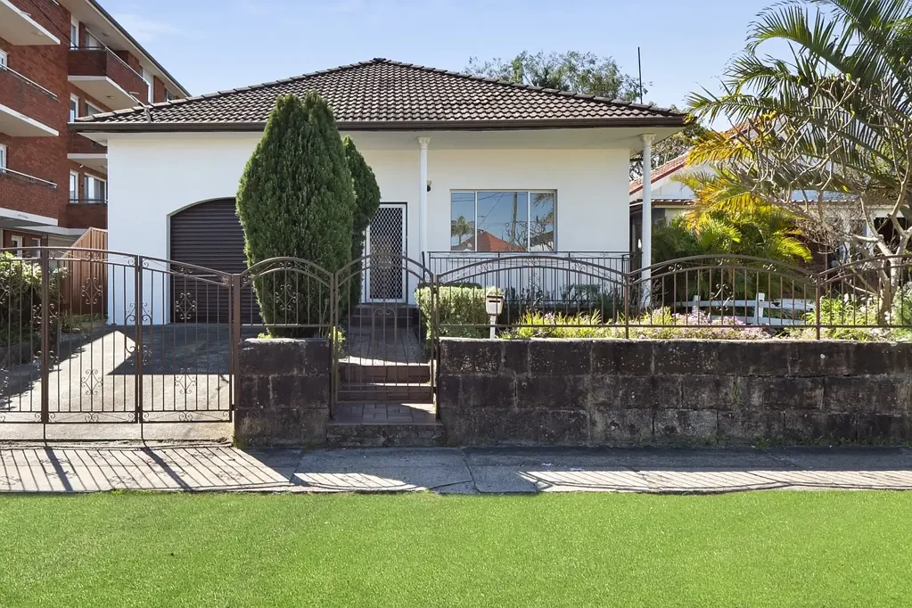 Maroubra 3ห้องนอน Family Home with Endless Potential