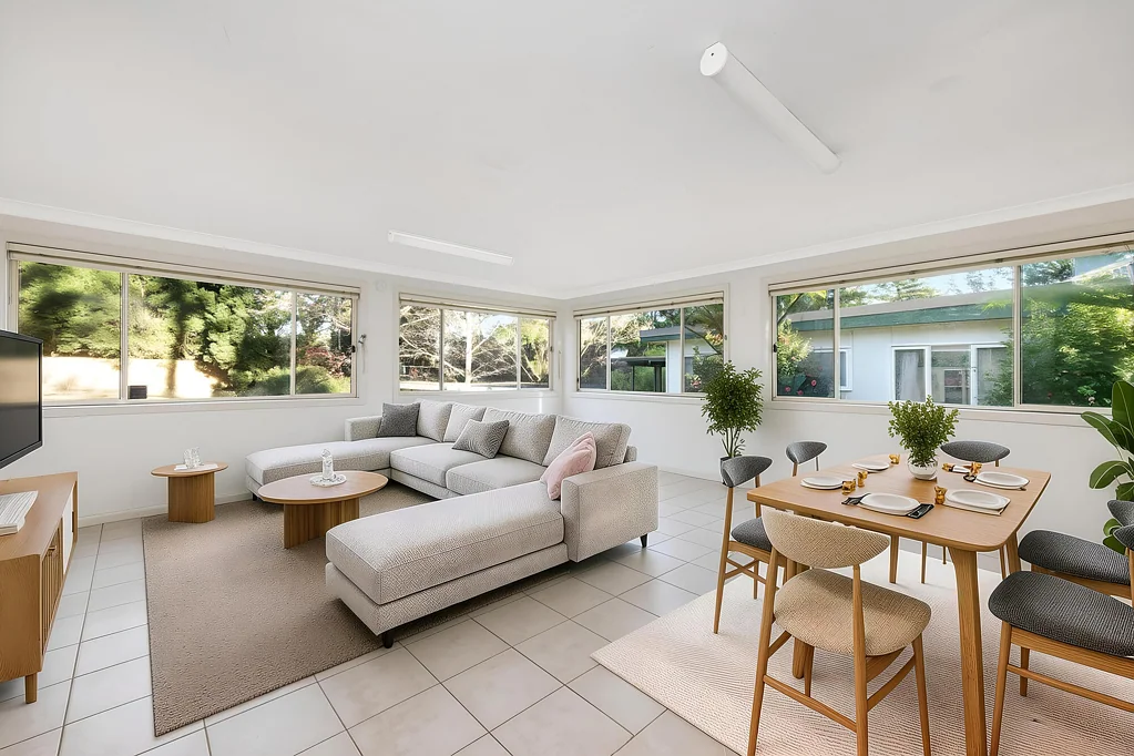 Turramurra 3Habitaciones Exceptional potential, level parcel, walking distance to Turramurra's heart