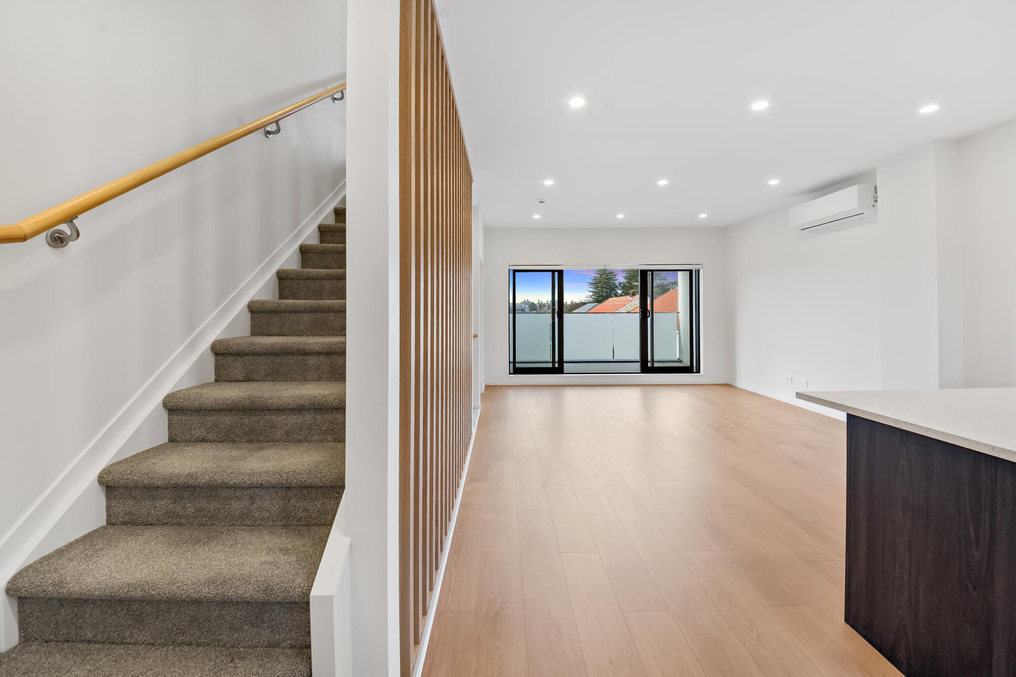 4/21 Erima Avenue, Point England, photo 8