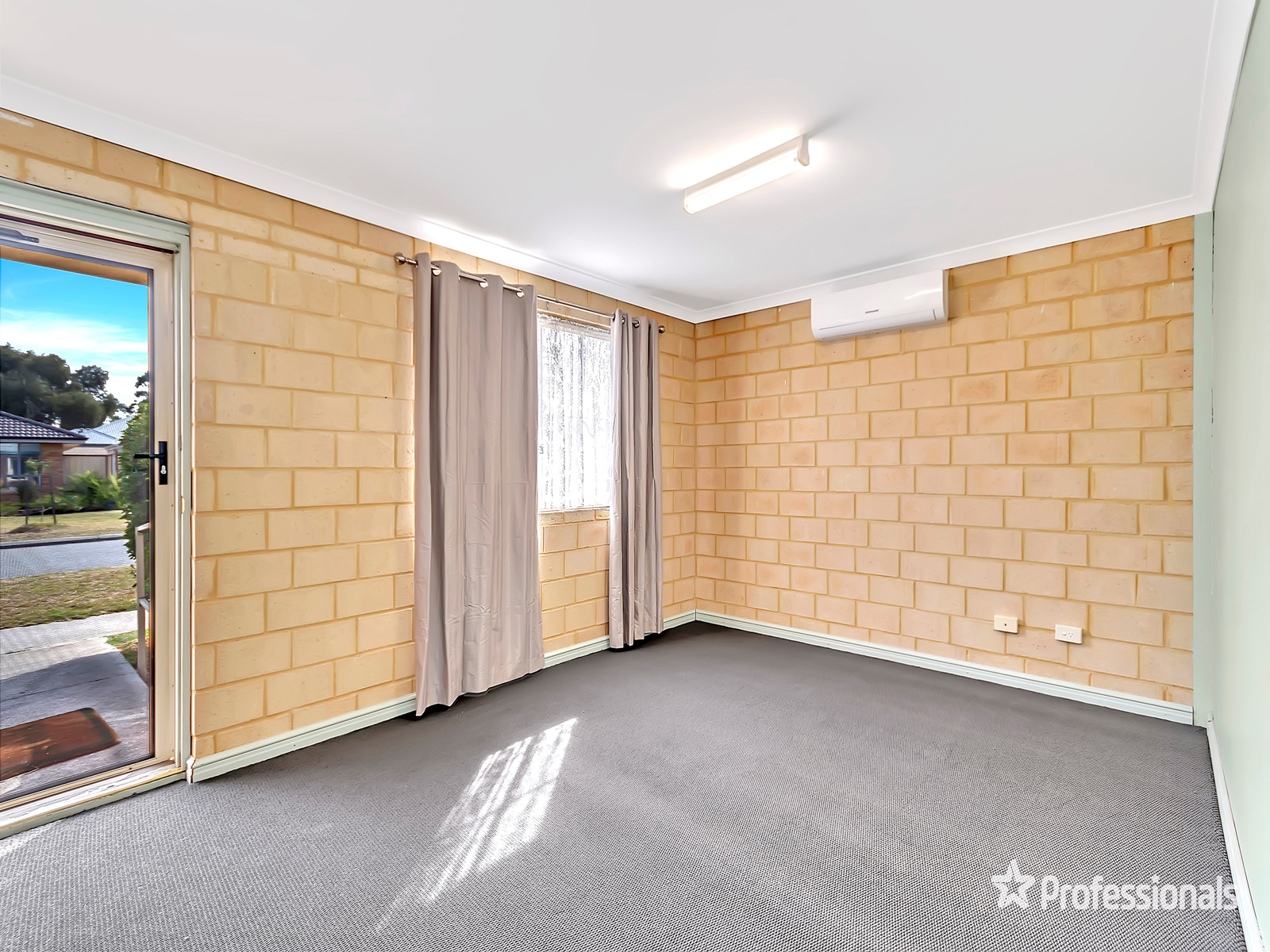 93 CRAWFORD ST, EAST CANNINGTON WA 6107, 0部屋, 0バスルーム, House