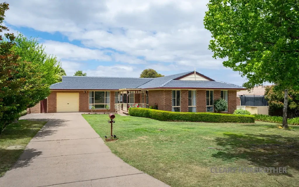 10 Elphinstone Place, Windradyne, NSW 2795