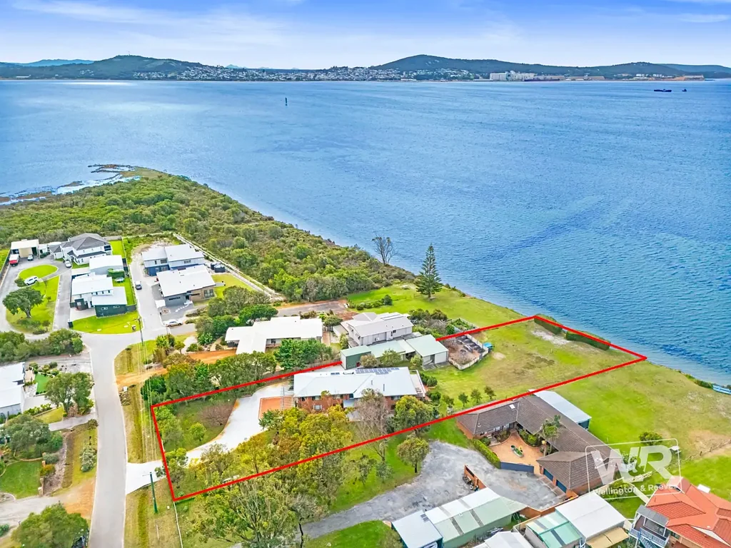 5 Stubbs Road, Little Grove, WA 6330