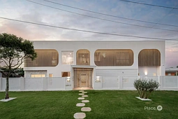 68 Burn Street, Camp Hill