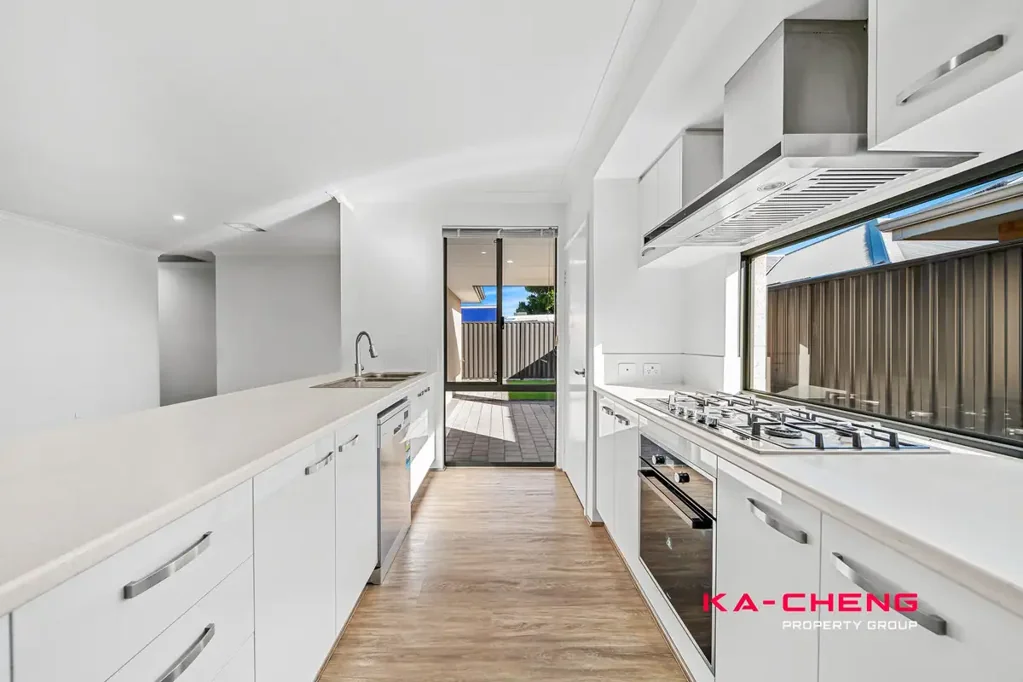 Morley 4Habitaciones Near-New 4x2 Villa with Double Garage & Alfresco