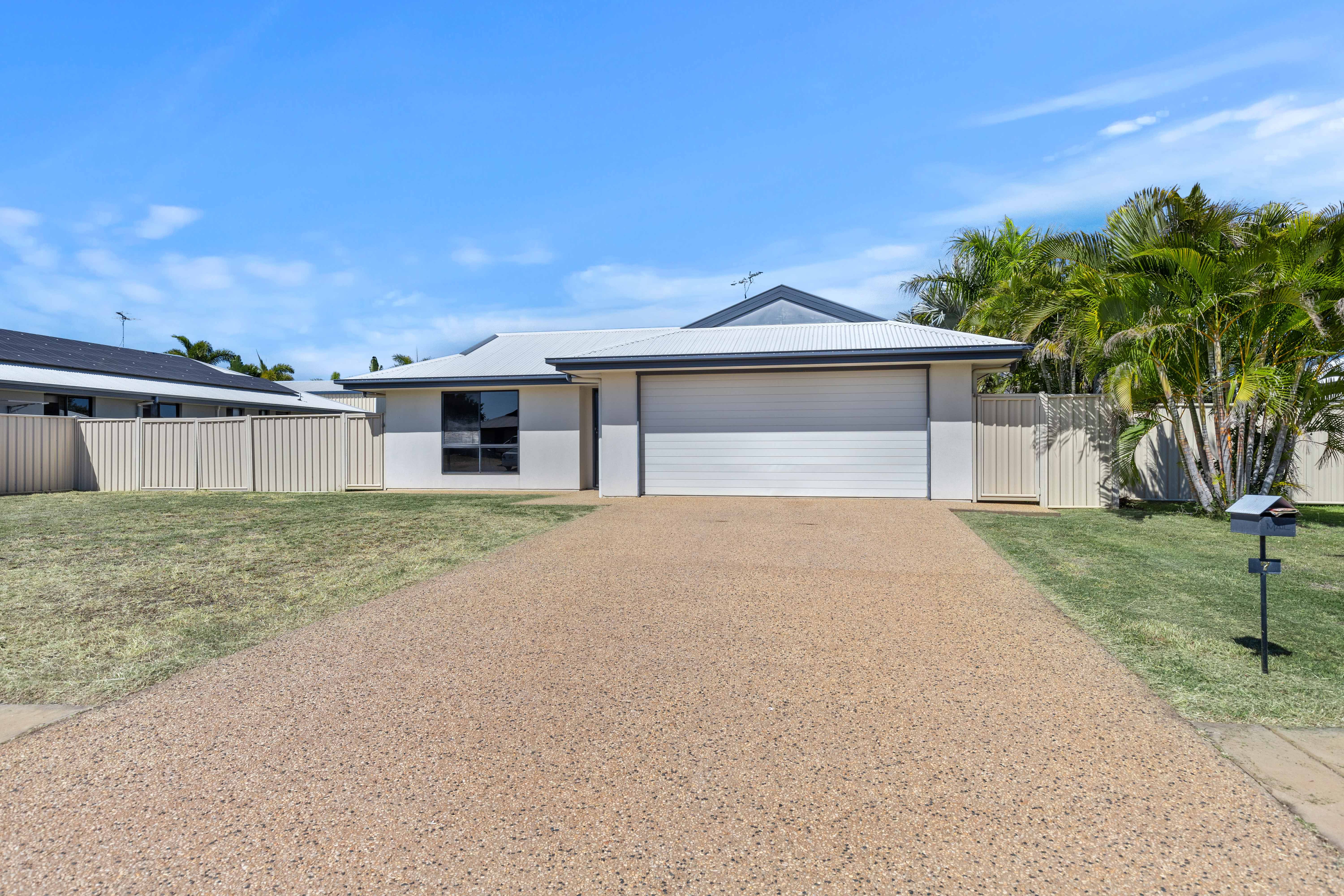 7 EAGLE ST, EMERALD QLD 4720, 0 rūma, 0 rūma horoi, House