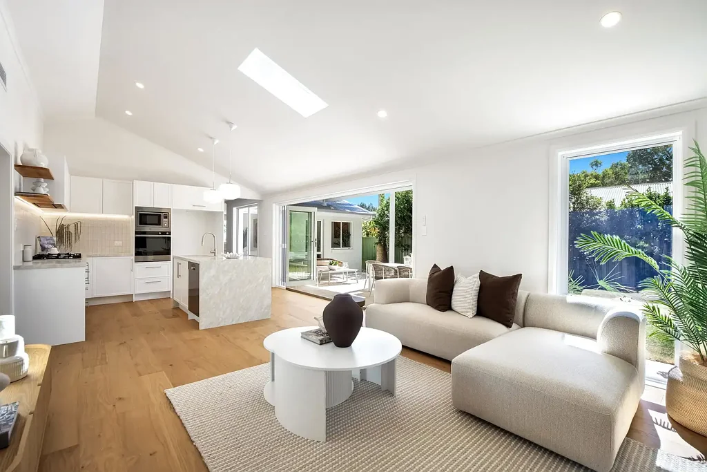 Bateau Bay 4कमरा Sophisticated Coastal Luxury, Just 500m to the Beach