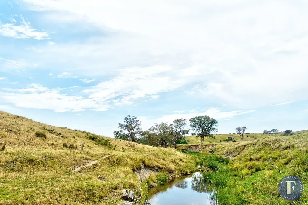 Taylors Flat  Scenic Country Landscape