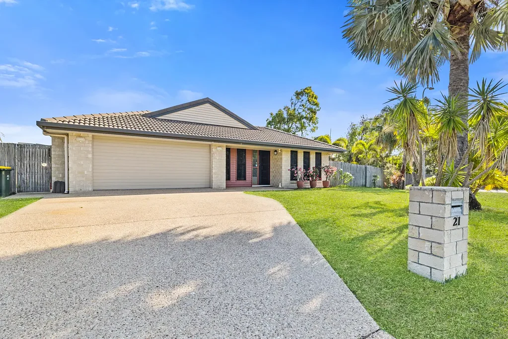 Spacious 4-Bedroom Home with Shed Room & Garage