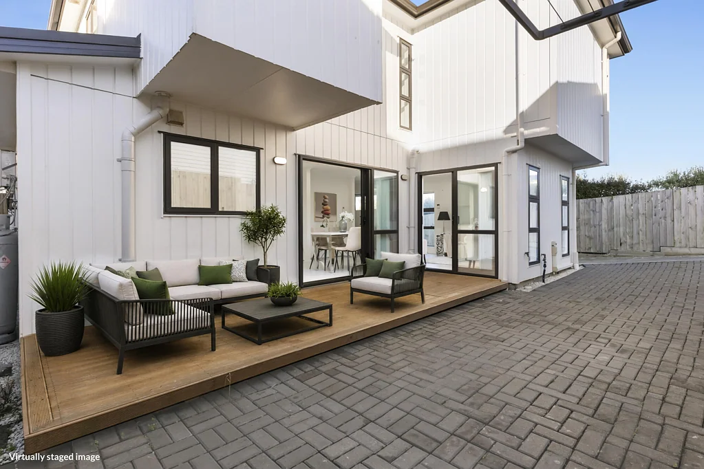 New Windsor 3 Bedroom PRICE REDUCED: FREEHOLD, MODERN & BUILT IN 2022!