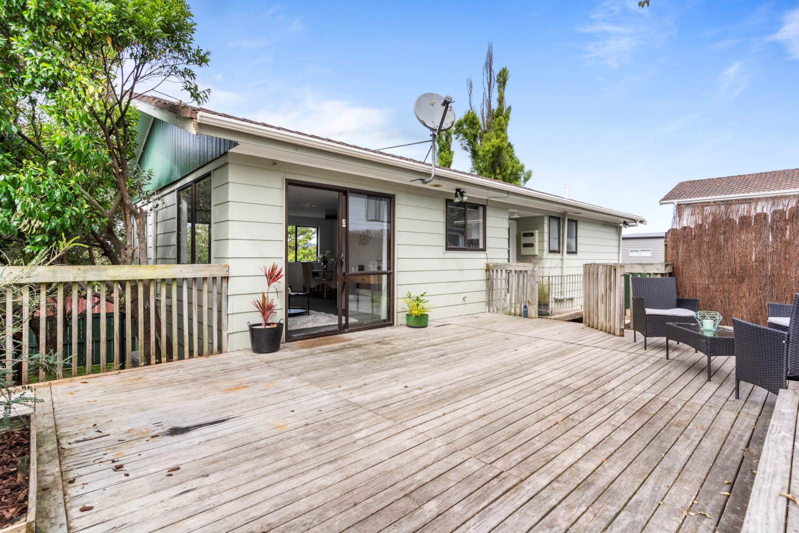 15 Chislehurst Street, Henderson, Auckland - Waitakere, 3房, 1浴, House