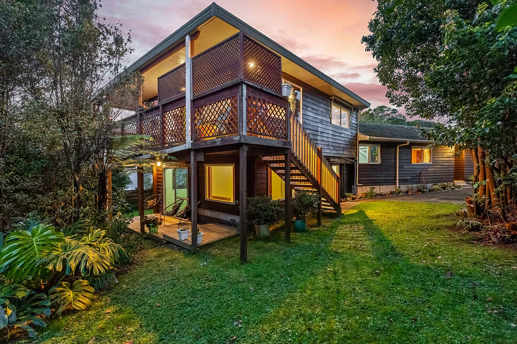 24 Kaurilands Road, Titirangi, Waitakere City, Auckland