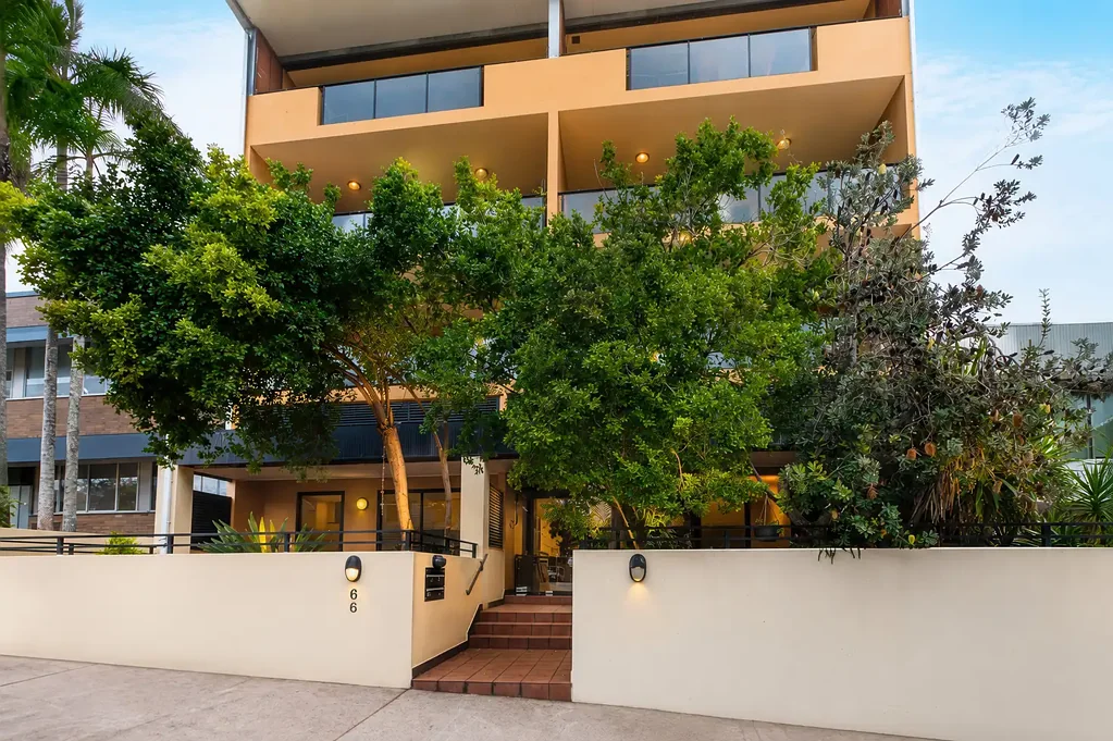 Sandgate 1房 Sandgate Village 中心地段，卓越空间与独特魅力 Exceptional Space and Character in the Heart of Sandgate Village