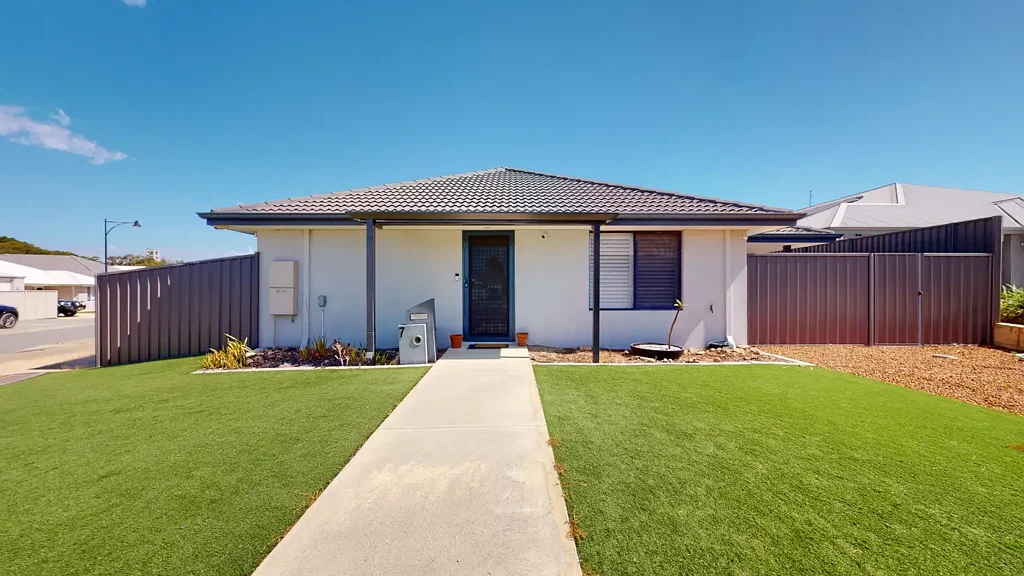 Stylish Family Living in a Prime Lake Coogee Location