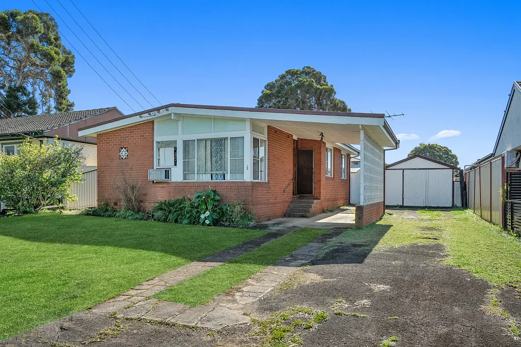 Smithfield 3 Bedroom Prime Opportunity on Expansive 607sqm Block