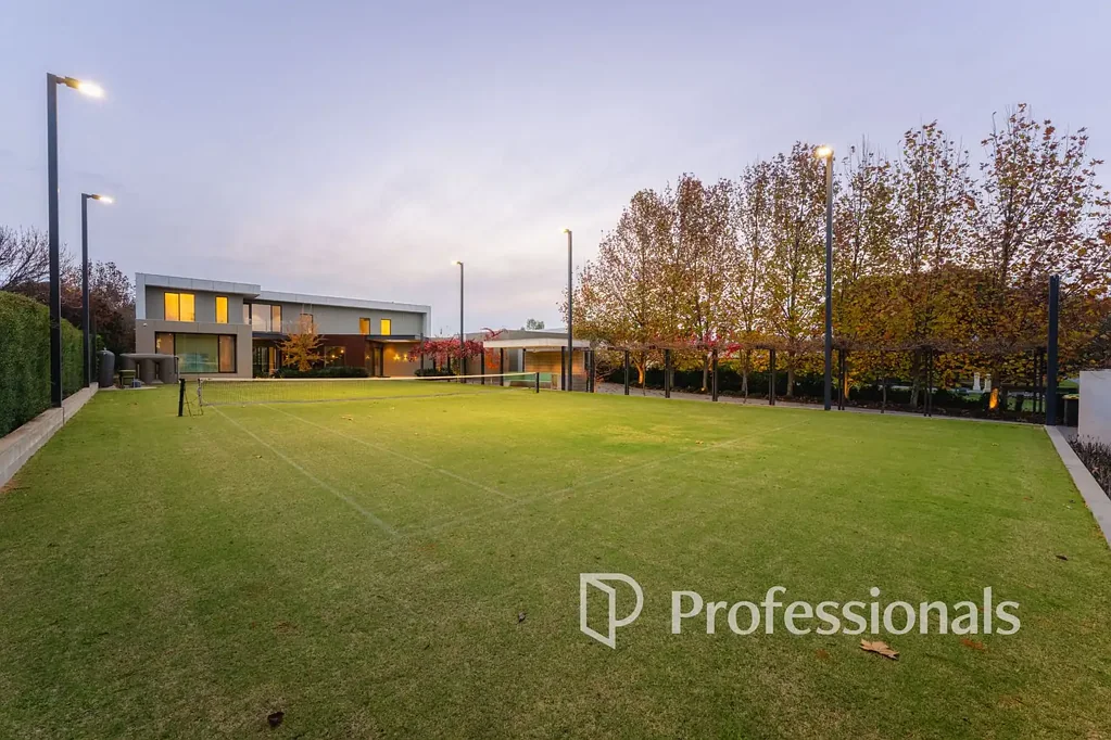 Gol Gol 5chambre Spectacular Architectural Riverfront Living