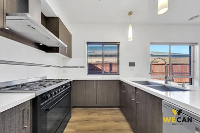 厨房 - 4 Cloverfiled crescent, Wollert, VIC 3750