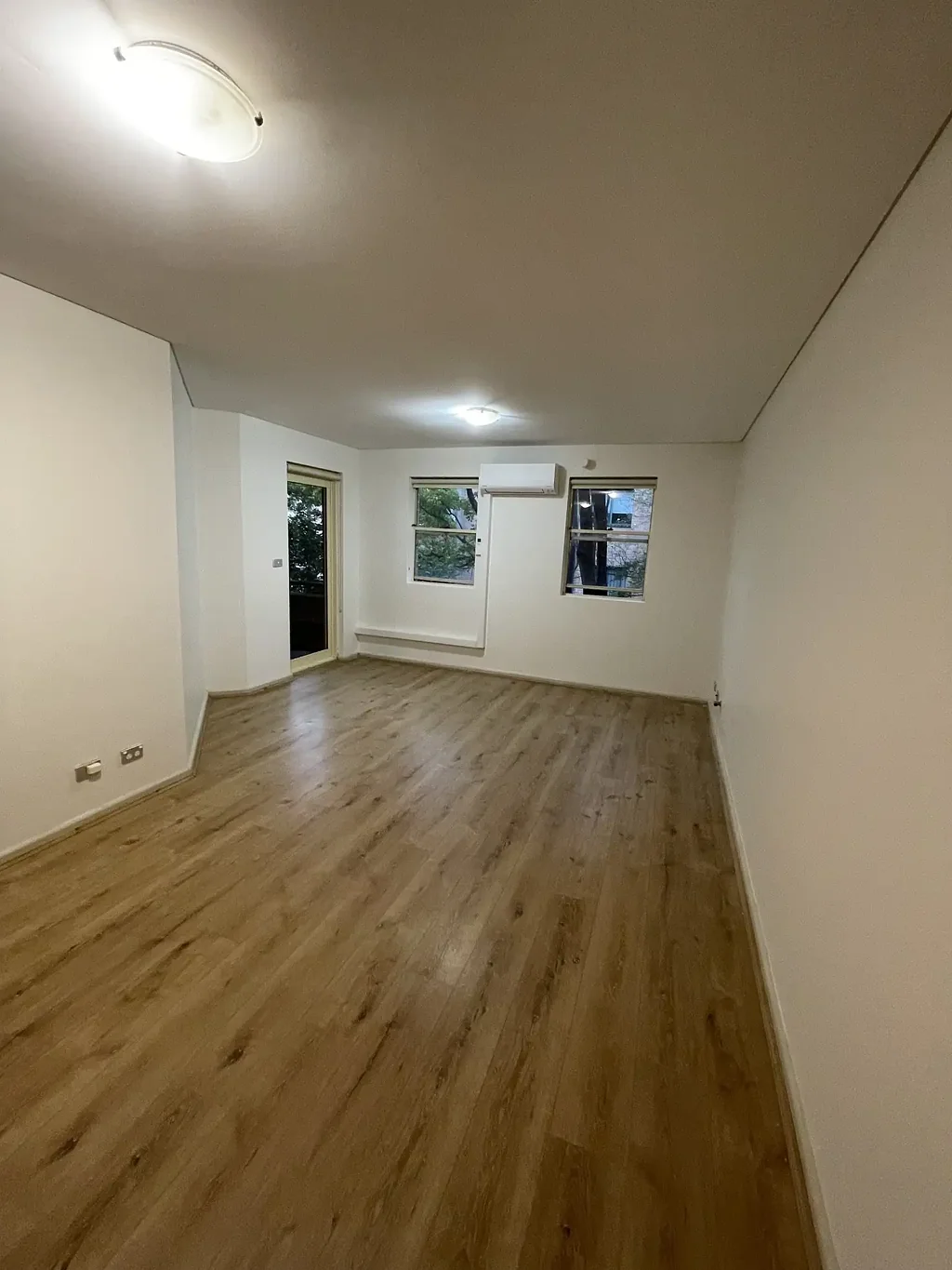 Freshly painted apartment in great location