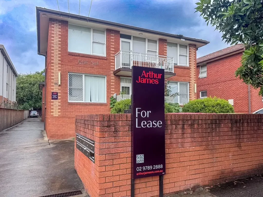 Well Maintained Two Bedroom Security Unit