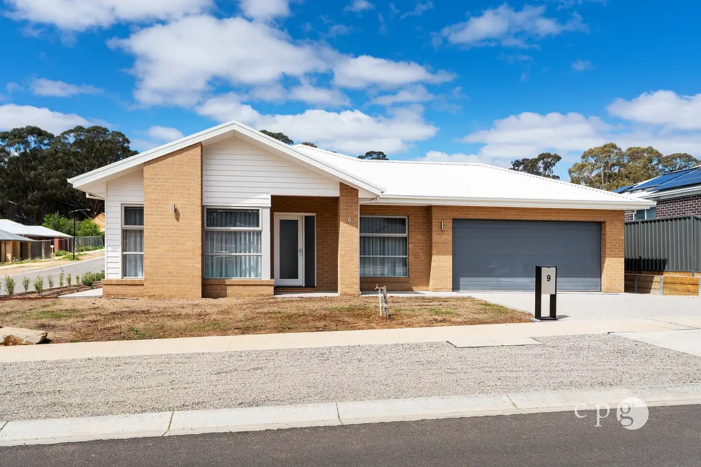 Campbells Creek 4ਬੈੱਡਰੂਮ BRAND NEW FAMILY HOME IN A LEAFY ESTATE - YOUR CASTLEMAINE TREE CHANGE STARTS HERE