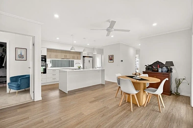 ਰਹਿਣ ਵਾਲਾ ਕਮਰਾ - 309/5 Serenity Drive, Eli Waters, QLD 4655