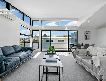 1/351 Carella Street, Tranmere, TAS 7018, 3房, 2浴, 城市屋