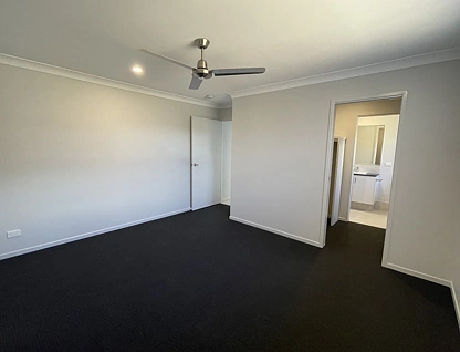 16 Mount Emerald Street, Park Ridge, Brisbane - Southern Region, 4 कमरे, 2 बाथरूम, House