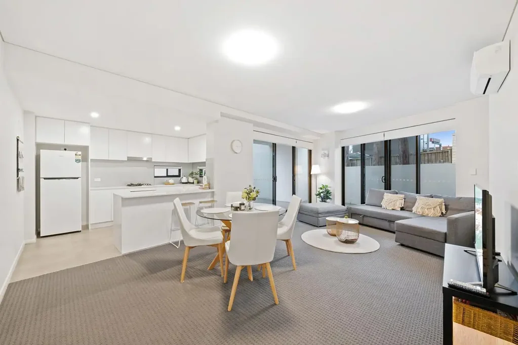 Asquith 2Moenga Ground Floor Gem with Entertainer's Courtyard
