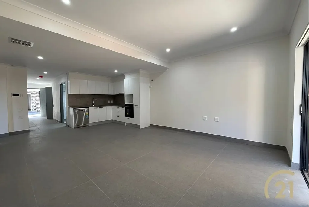ACCESSIBLE HOUSING - BRAND NEW TOWNHOUSE