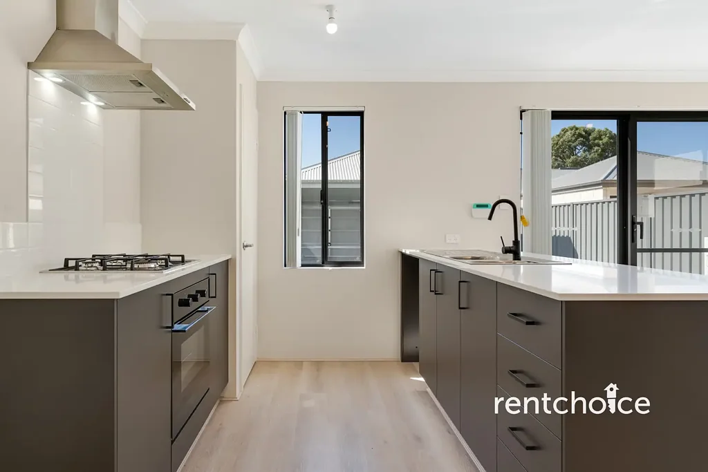 Modern Living in Prestigious Frasers Landing - Riverside Tranquility Awaits!
