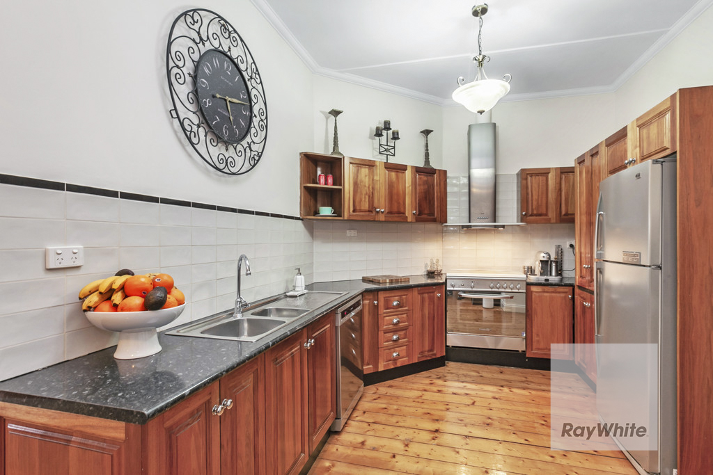 81 MIRANDA RD, RESERVOIR VIC 3073, 0 Bedrooms, 0 Bathrooms, House