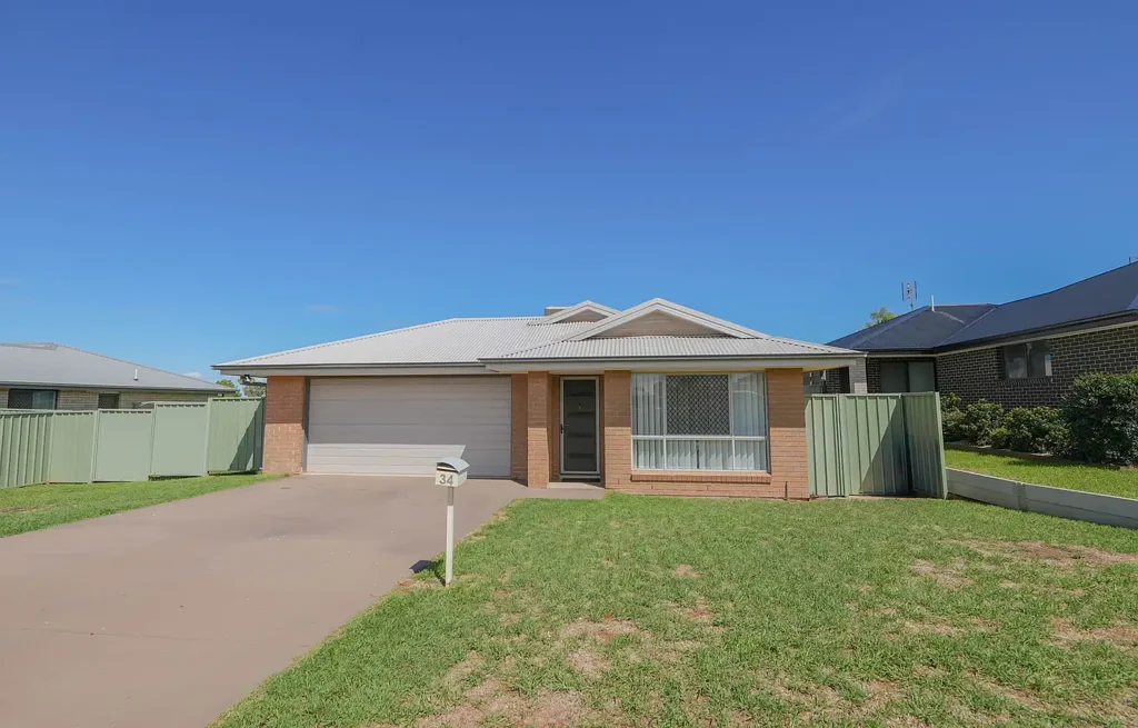 34 Warragrah Place, Parkes, NSW 2870