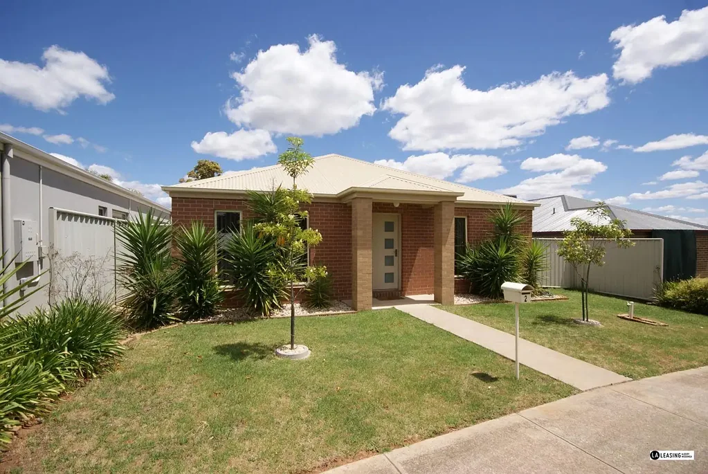 4 Bedroom Home in Wattle Glen Estate