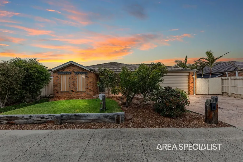 Koo Wee Rup 4कमरा The Brief: Good enough for the Fresh Prince, Good enough for you in Bellairs Place!