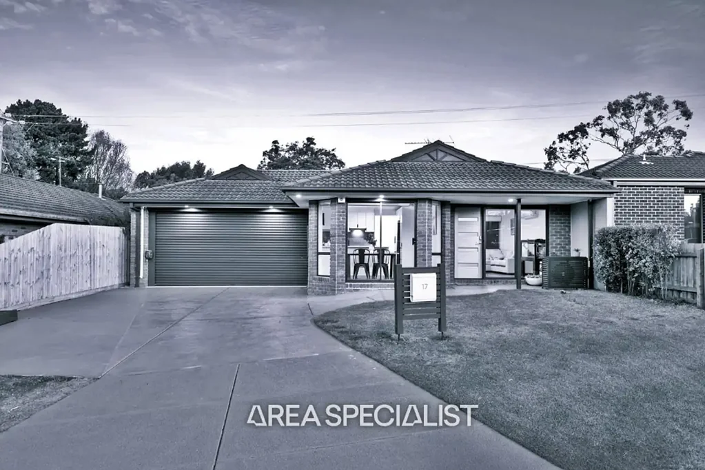 17 Gleeson Court, Langwarrin, VIC 3910