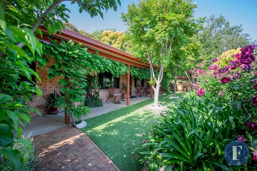 2 Phillips Street, Cowra, NSW 2794